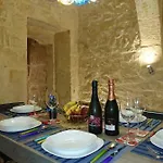 16 Lettings - Charming Character House * Birgu