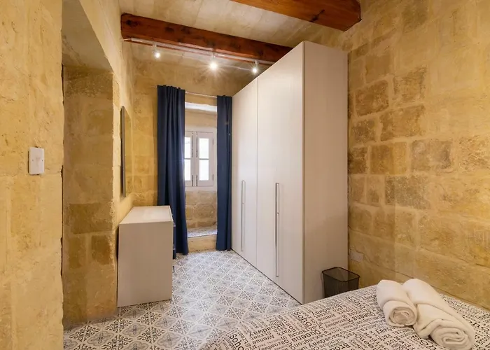 16 Lettings - Charming Character House Tatil Evi