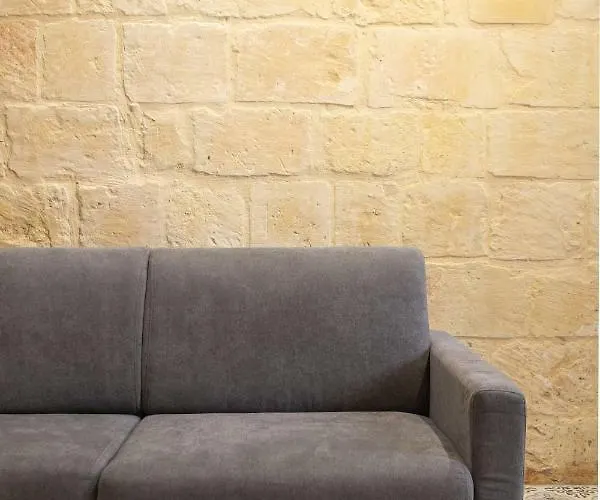 16 Lettings - Charming Character House Tatil Evi