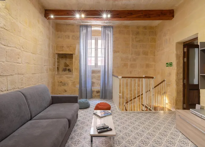 16 Lettings - Charming Character House Tatil Evi