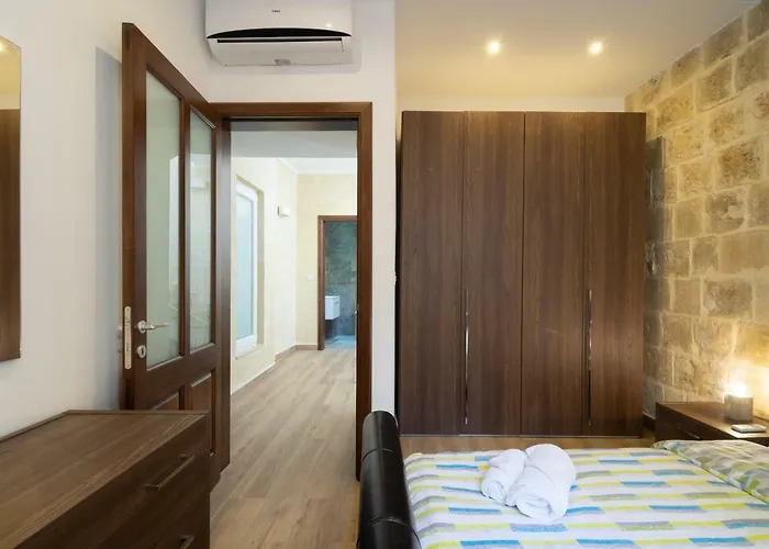 16 Lettings - Charming Character House Tatil Evi