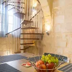 16 Lettings - Charming Character House