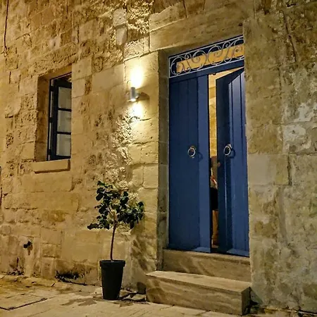 Ferienhaus 16 Lettings - Charming Character House *