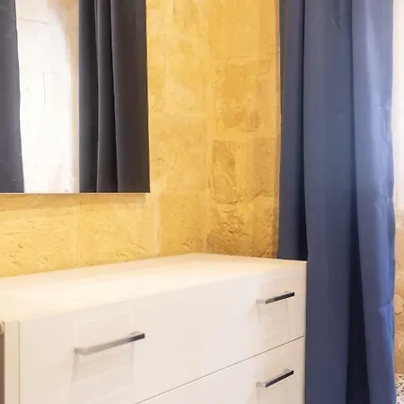 16 Lettings - Charming Character House Hébergement de vacances