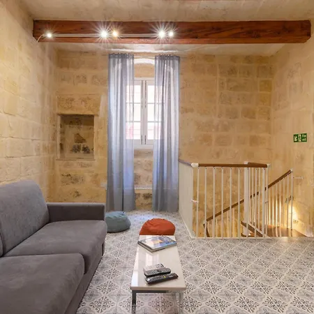 16 Lettings - Charming Character House Feriehus