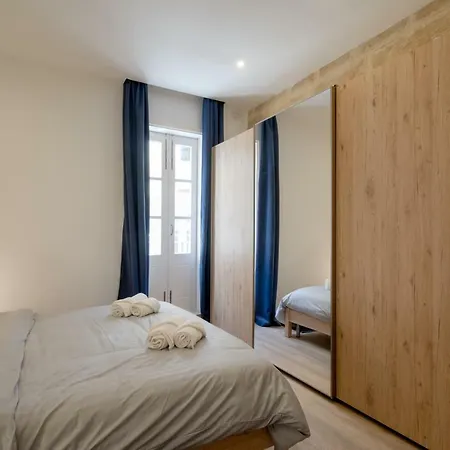 16 Lettings - Charming Character House Hébergement de vacances
