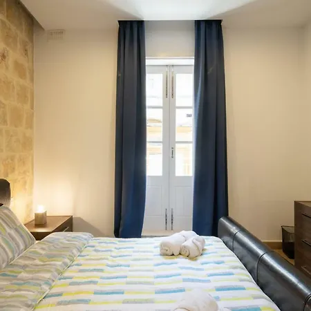 16 Lettings - Charming Character House Hébergement de vacances Il-Birgu