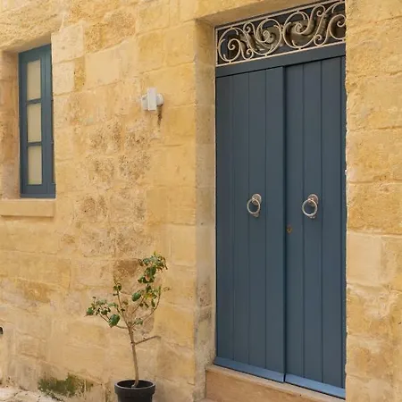 16 Lettings - Charming Character House Hébergement de vacances Il-Birgu