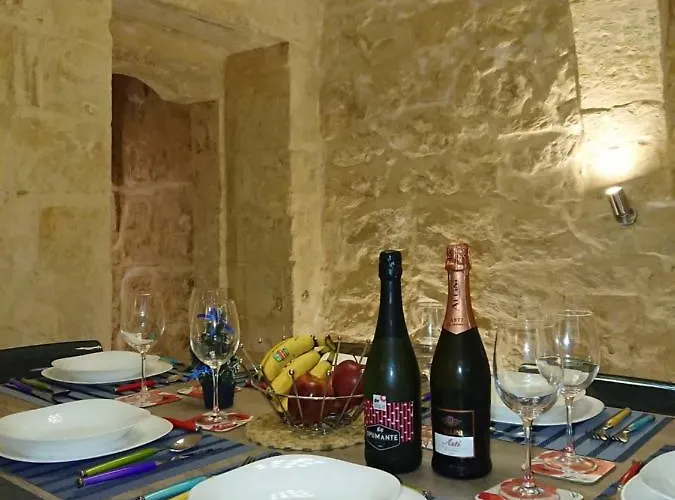 16 Lettings - Charming Character House * Birgu